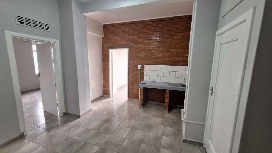 To Let 2 Bedroom Property for Rent in Joubert Park Gauteng
