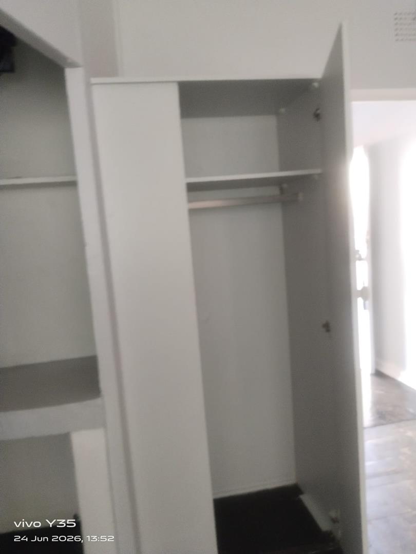 To Let 1 Bedroom Property for Rent in Hillbrow Gauteng