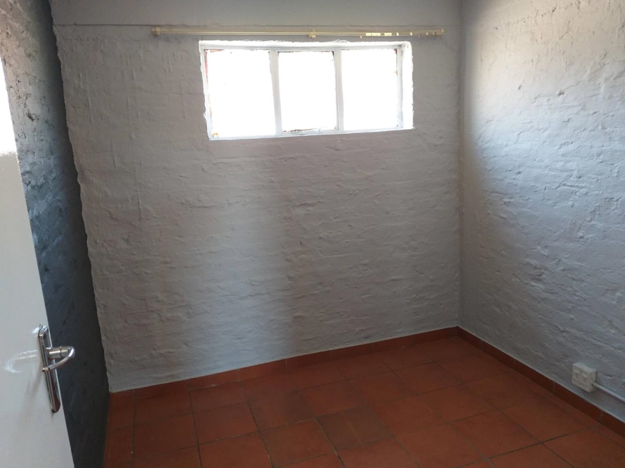 To Let 2 Bedroom Property for Rent in Yeoville Gauteng