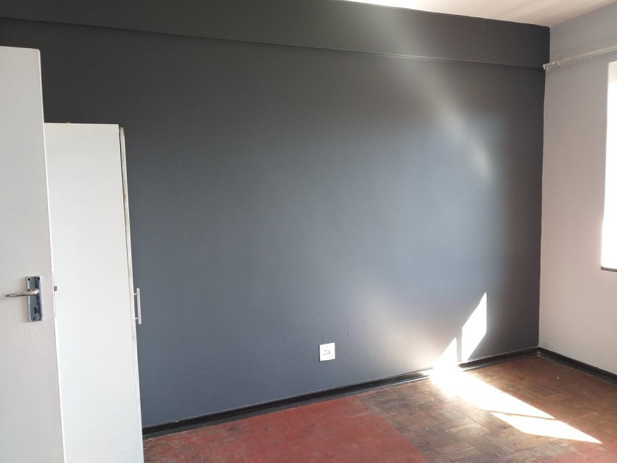 To Let 2 Bedroom Property for Rent in Yeoville Gauteng