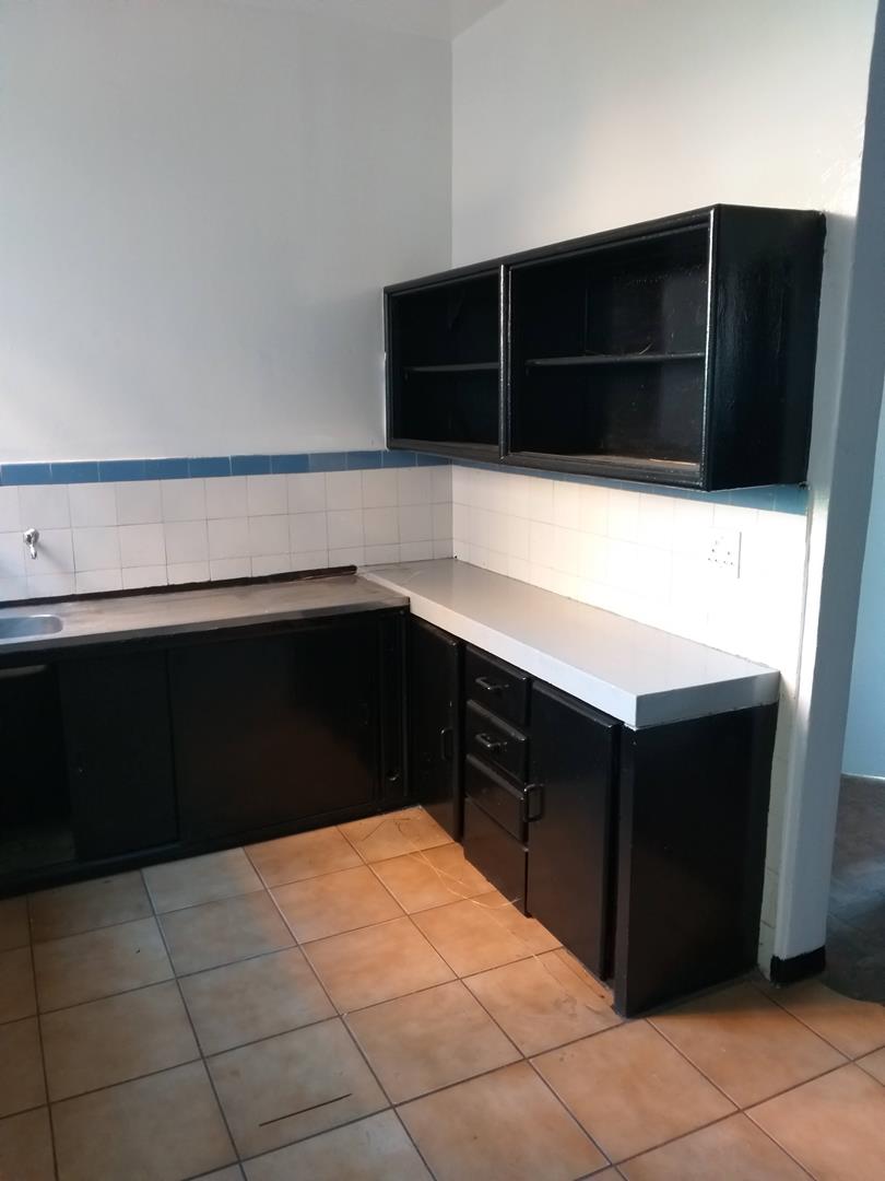 To Let 2 Bedroom Property for Rent in Yeoville Gauteng
