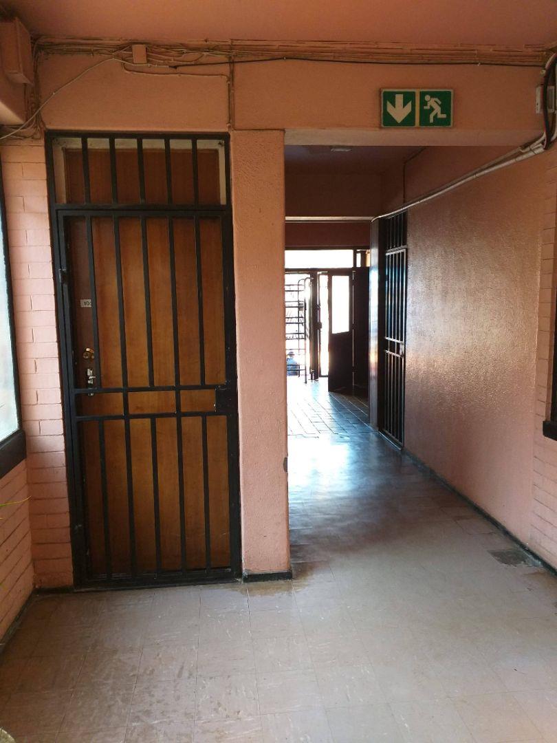To Let 2 Bedroom Property for Rent in Yeoville Gauteng