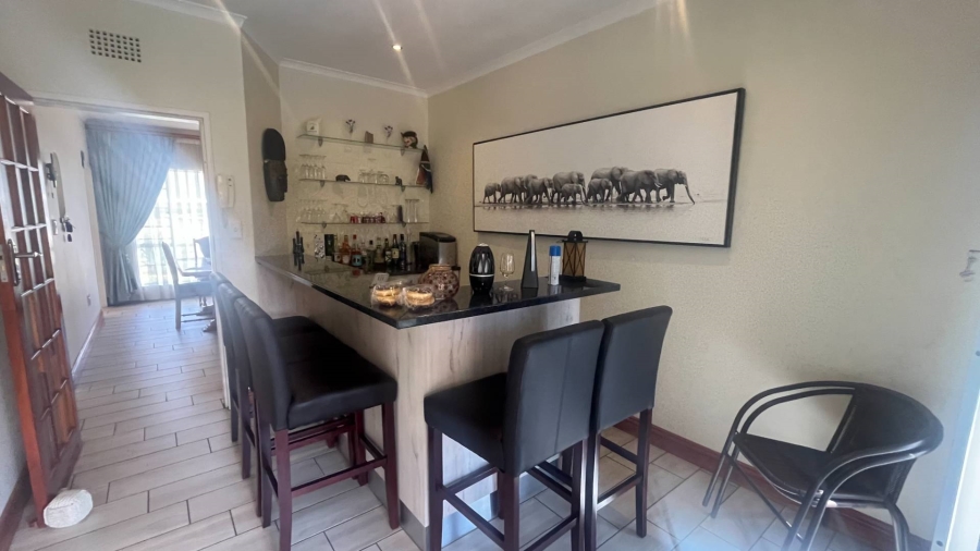 3 Bedroom Property for Sale in Brackendowns Gauteng