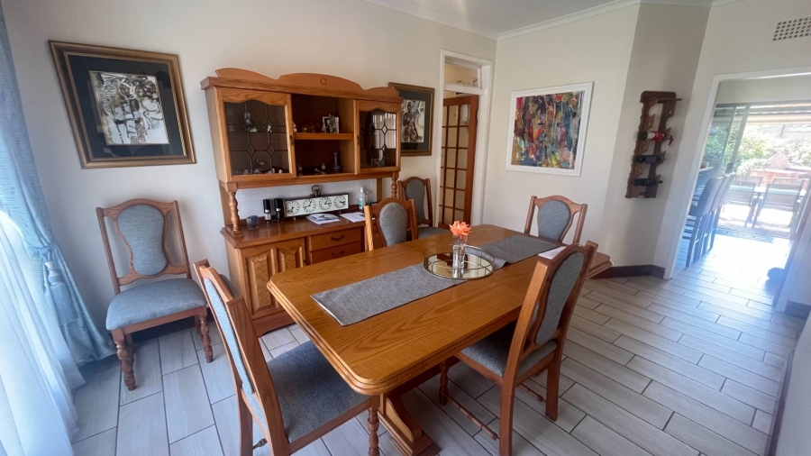 3 Bedroom Property for Sale in Brackendowns Gauteng