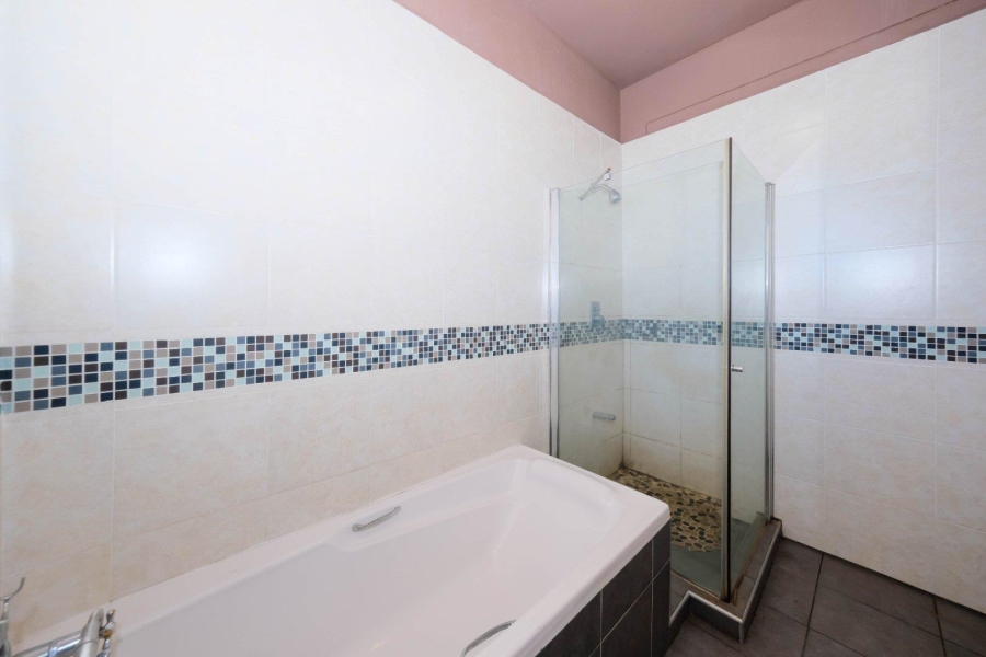 1 Bedroom Property for Sale in Killarney Gauteng