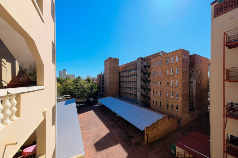 1 Bedroom Property for Sale in Killarney Gauteng