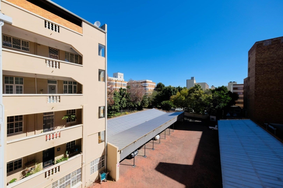 1 Bedroom Property for Sale in Killarney Gauteng