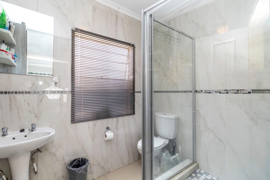 3 Bedroom Property for Sale in Honeypark Gauteng
