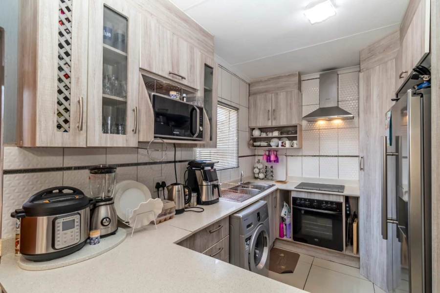3 Bedroom Property for Sale in Honeypark Gauteng