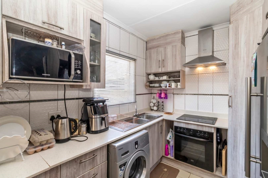 3 Bedroom Property for Sale in Honeypark Gauteng