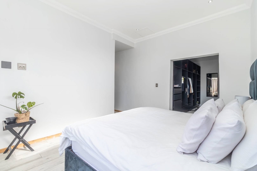 4 Bedroom Property for Sale in Pinehaven Gauteng