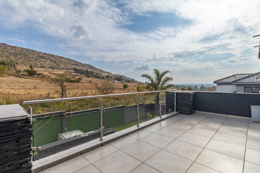 4 Bedroom Property for Sale in Pinehaven Gauteng