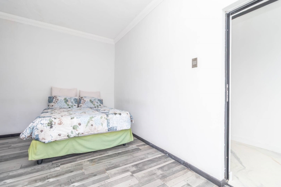 4 Bedroom Property for Sale in Pinehaven Gauteng