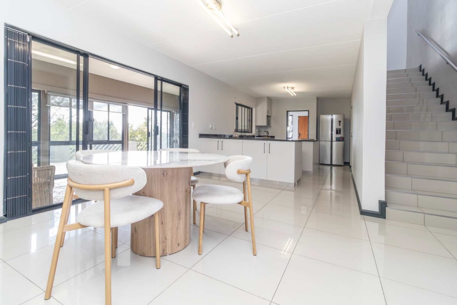 3 Bedroom Property for Sale in Pinehaven Gauteng