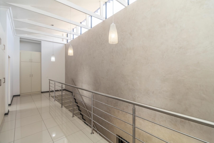 3 Bedroom Property for Sale in Pinehaven Gauteng
