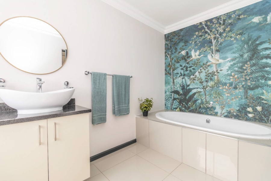 3 Bedroom Property for Sale in Pinehaven Gauteng