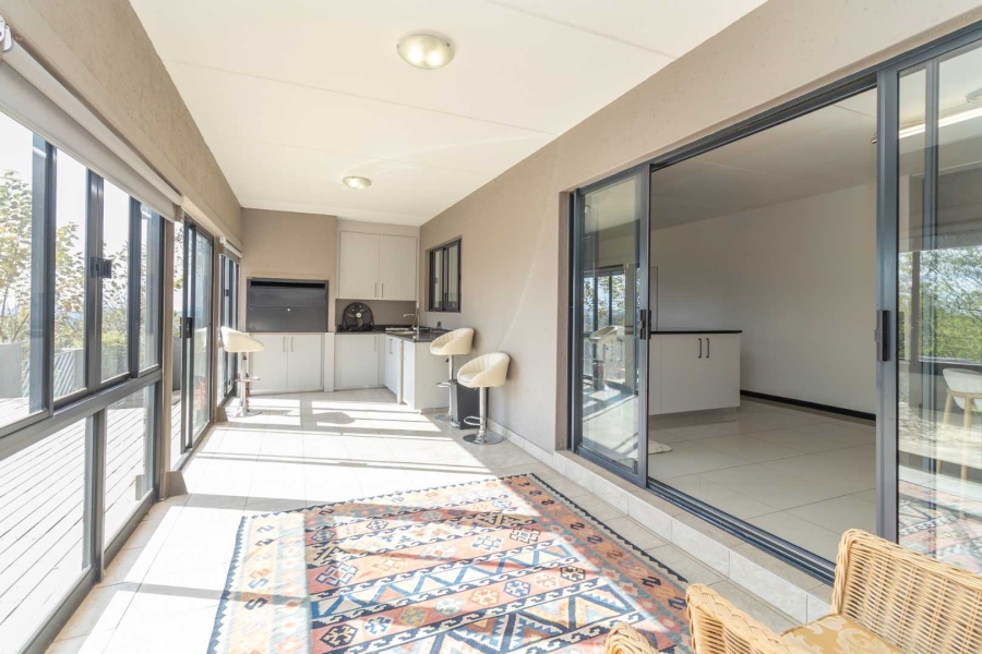 3 Bedroom Property for Sale in Pinehaven Gauteng