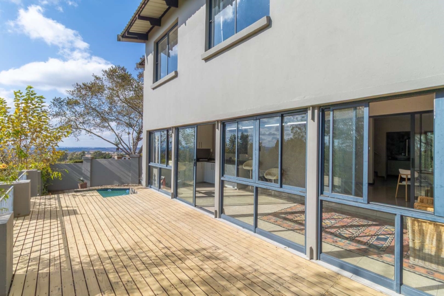 3 Bedroom Property for Sale in Pinehaven Gauteng