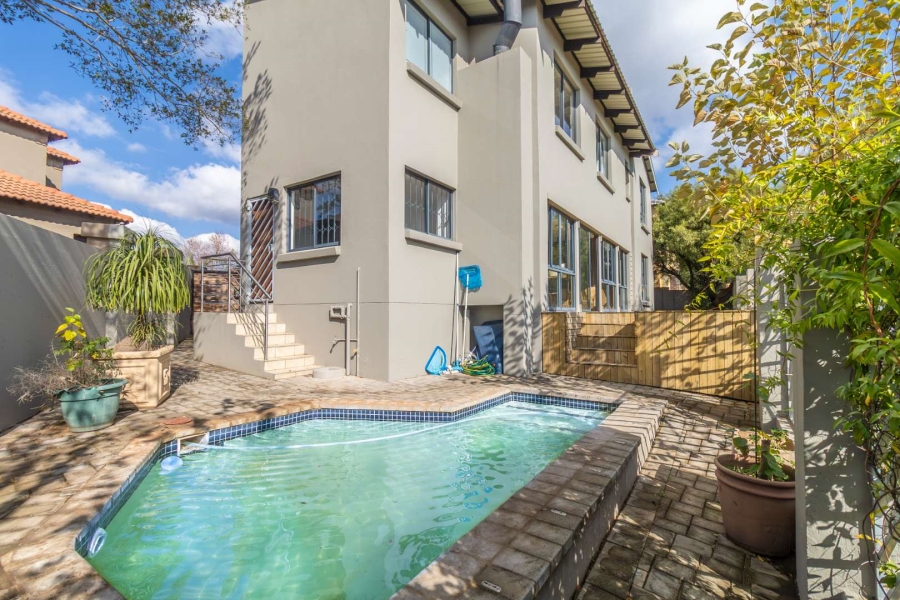 3 Bedroom Property for Sale in Pinehaven Gauteng