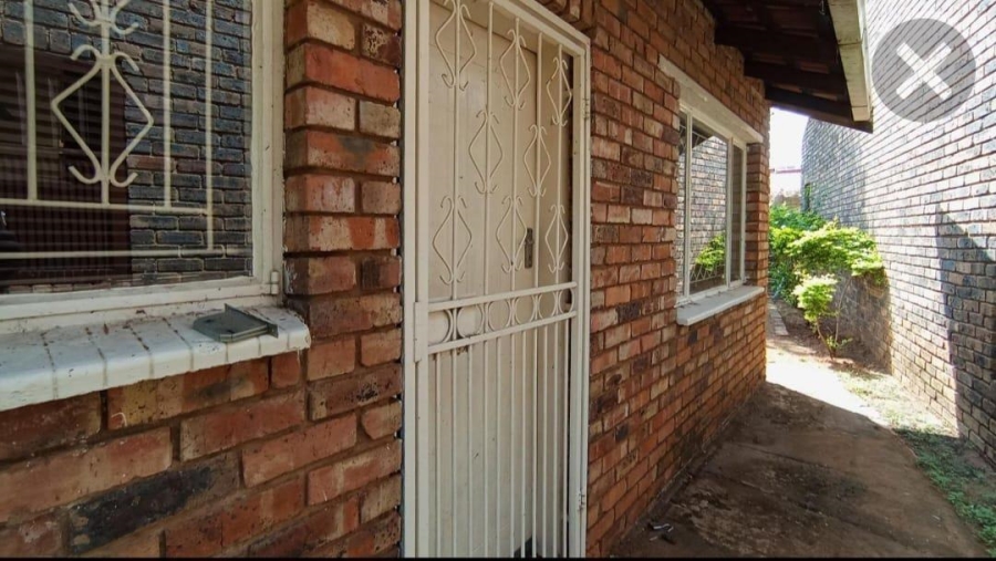 3 Bedroom Property for Sale in Mabopane Gauteng