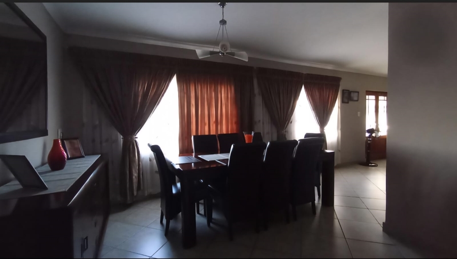 3 Bedroom Property for Sale in Ninapark Gauteng