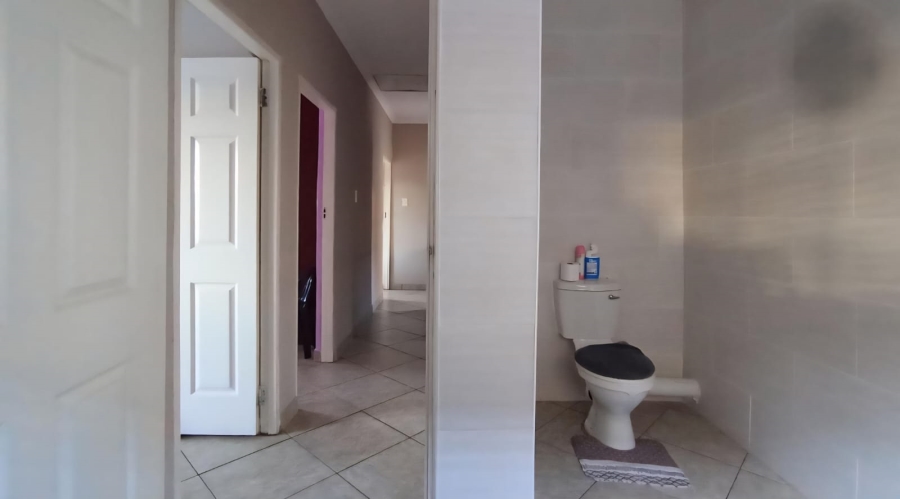3 Bedroom Property for Sale in Ninapark Gauteng
