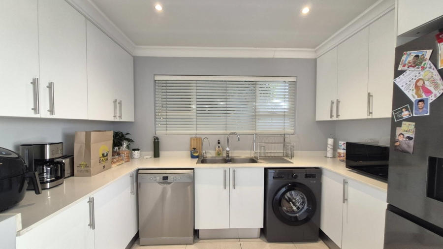 3 Bedroom Property for Sale in Fourways Gauteng
