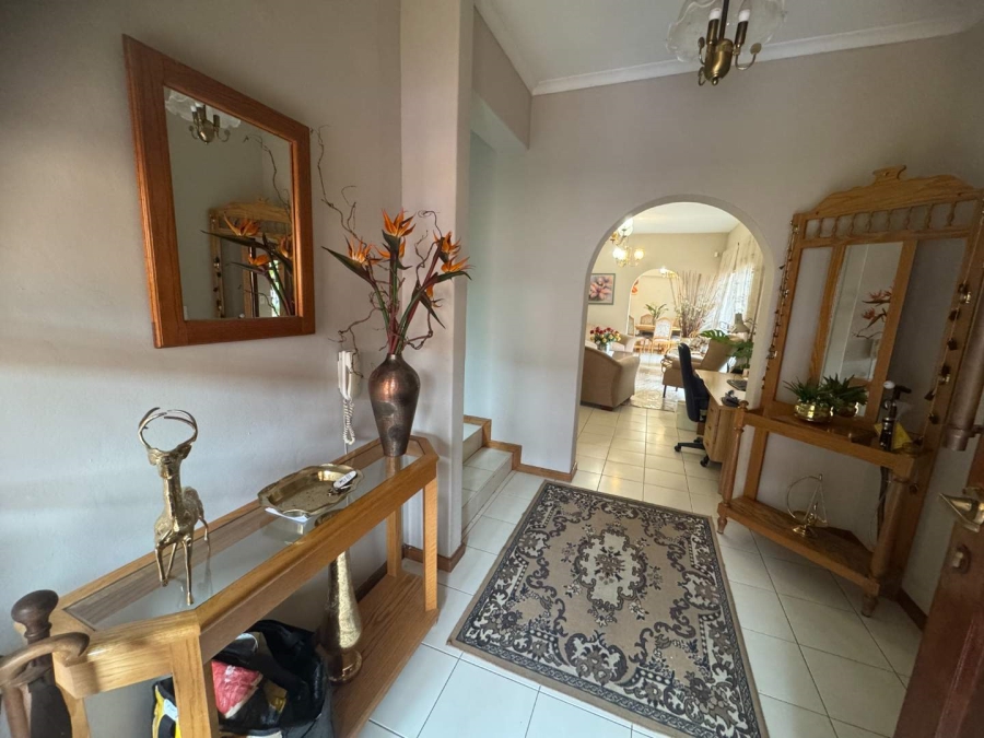 4 Bedroom Property for Sale in Bassonia Gauteng