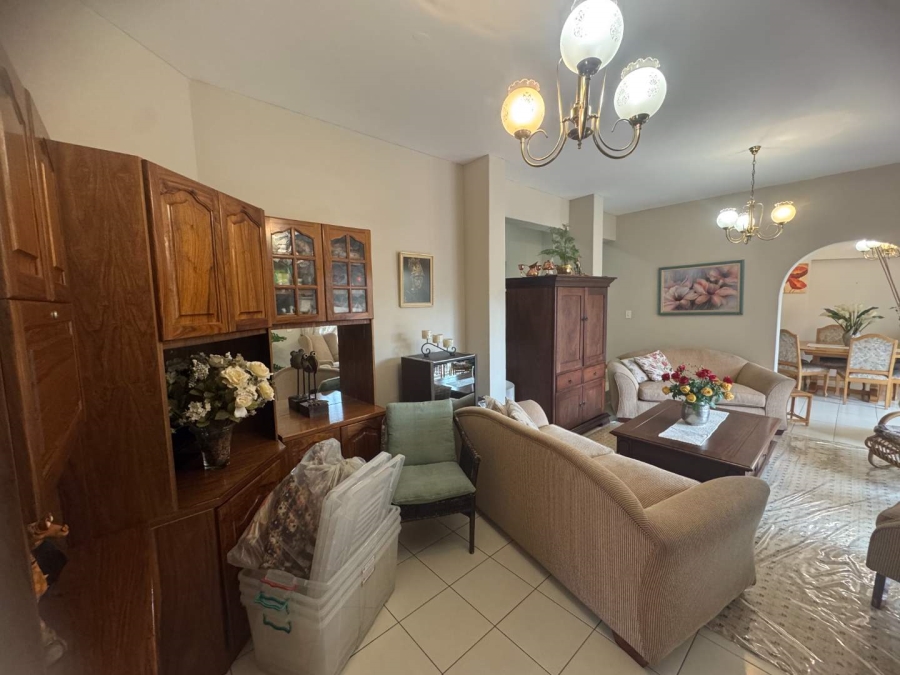 4 Bedroom Property for Sale in Bassonia Gauteng
