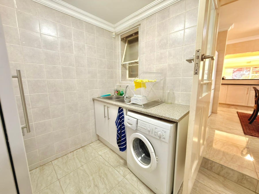 3 Bedroom Property for Sale in Mulbarton Gauteng