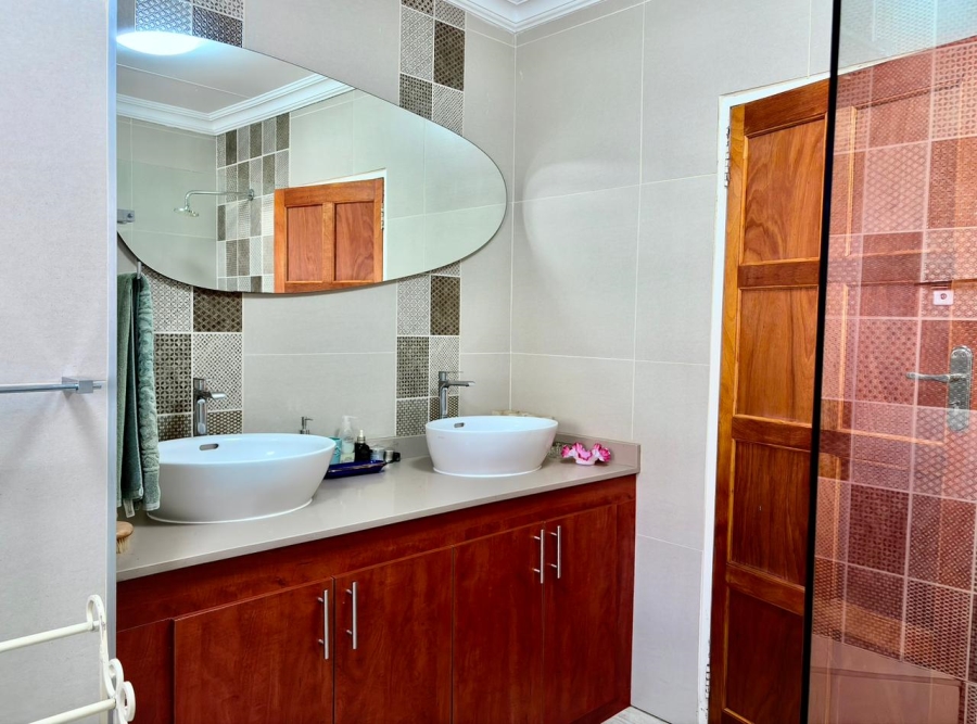 3 Bedroom Property for Sale in Mulbarton Gauteng