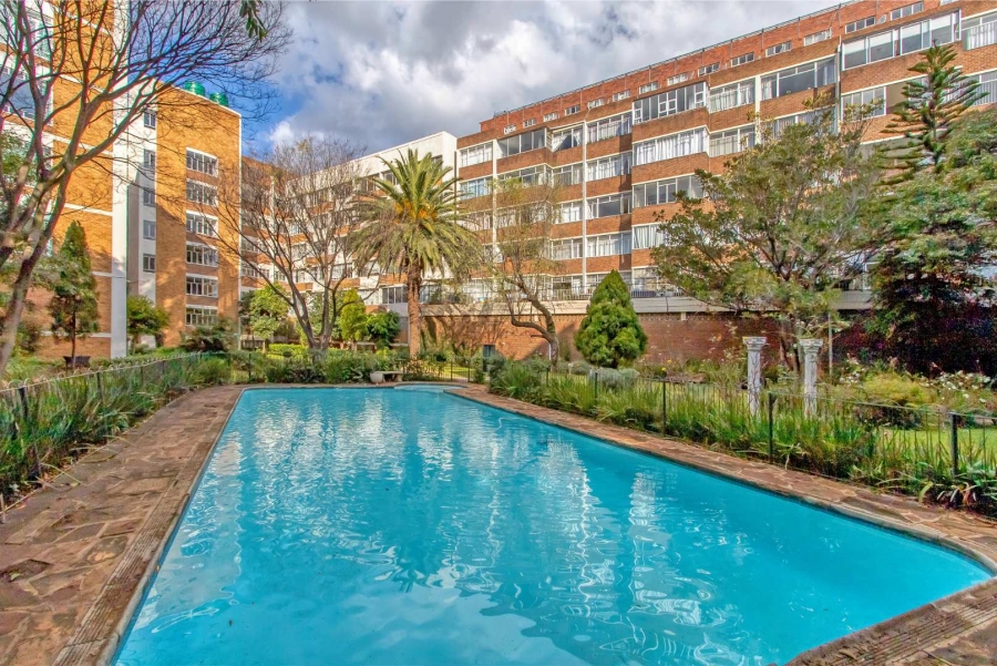 1 Bedroom Property for Sale in Killarney Gauteng