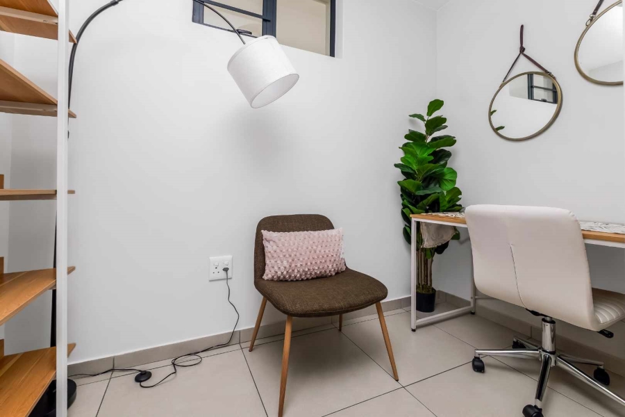 1 Bedroom Property for Sale in Broadacres Gauteng