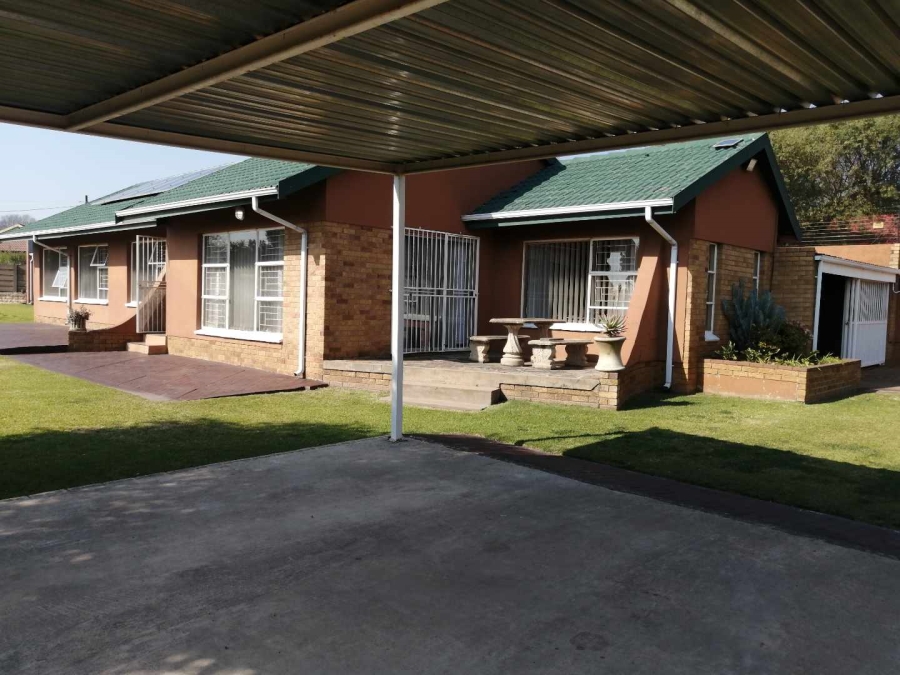 3 Bedroom Property for Sale in Elspark Gauteng