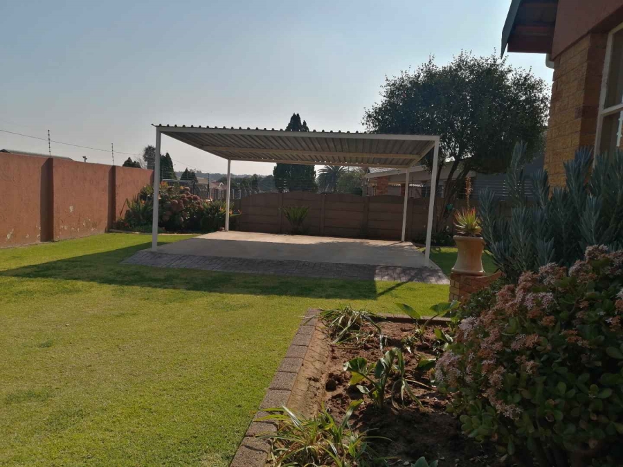 3 Bedroom Property for Sale in Elspark Gauteng