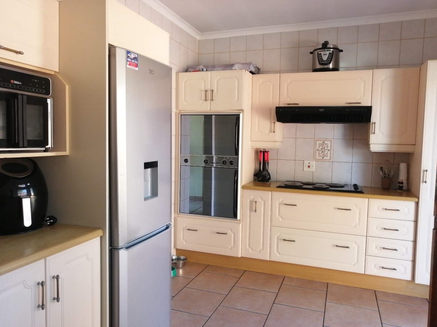 3 Bedroom Property for Sale in Elspark Gauteng