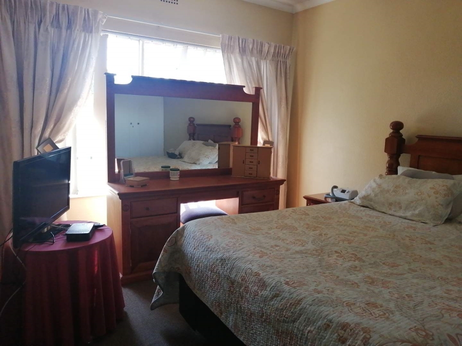 3 Bedroom Property for Sale in Elspark Gauteng