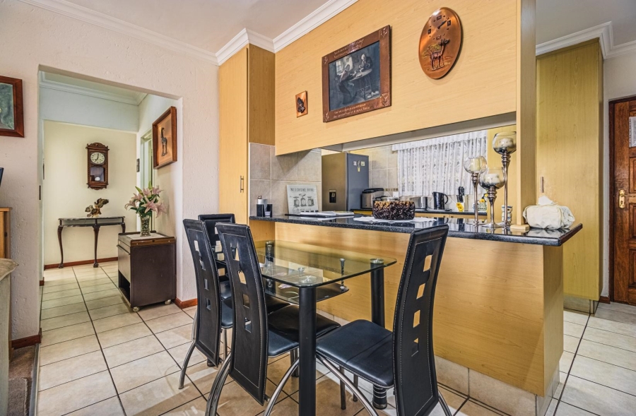 2 Bedroom Property for Sale in Norton Home Estate AH Gauteng