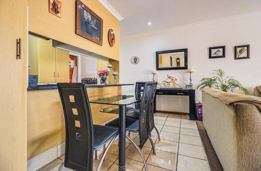 2 Bedroom Property for Sale in Norton Home Estate AH Gauteng
