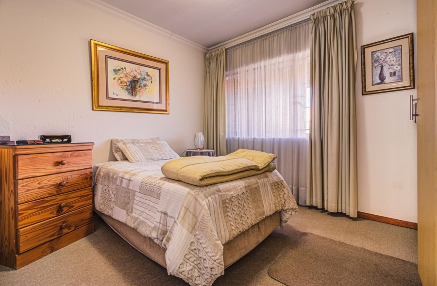 2 Bedroom Property for Sale in Norton Home Estate AH Gauteng