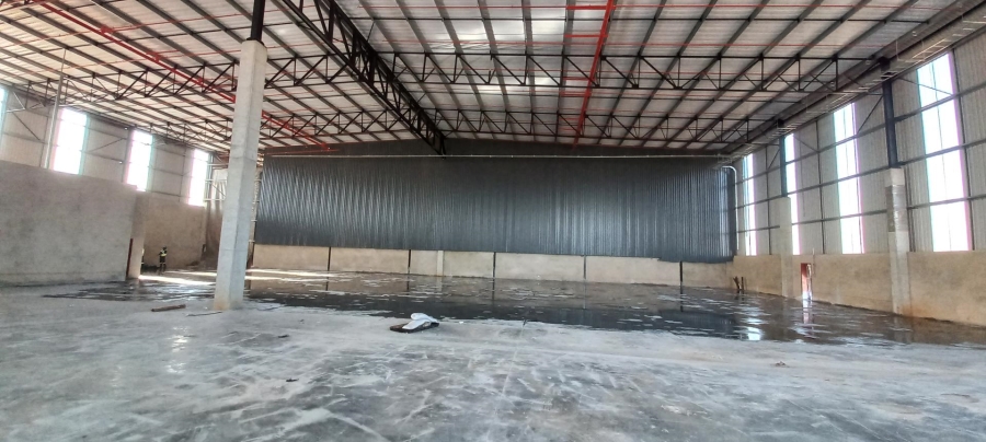 To Let Commercial Property for Rent in Gosforth Park Gauteng