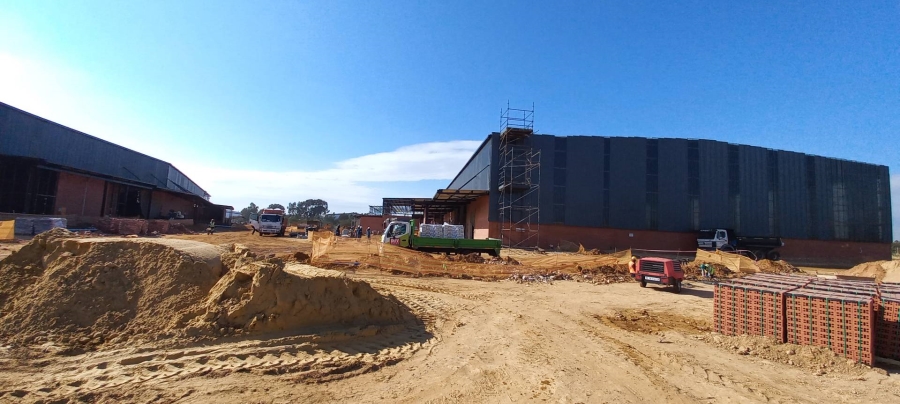 To Let Commercial Property for Rent in Gosforth Park Gauteng