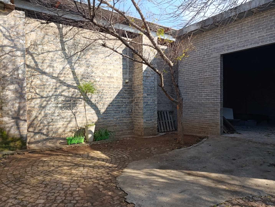 12 Bedroom Property for Sale in Bredell Gauteng