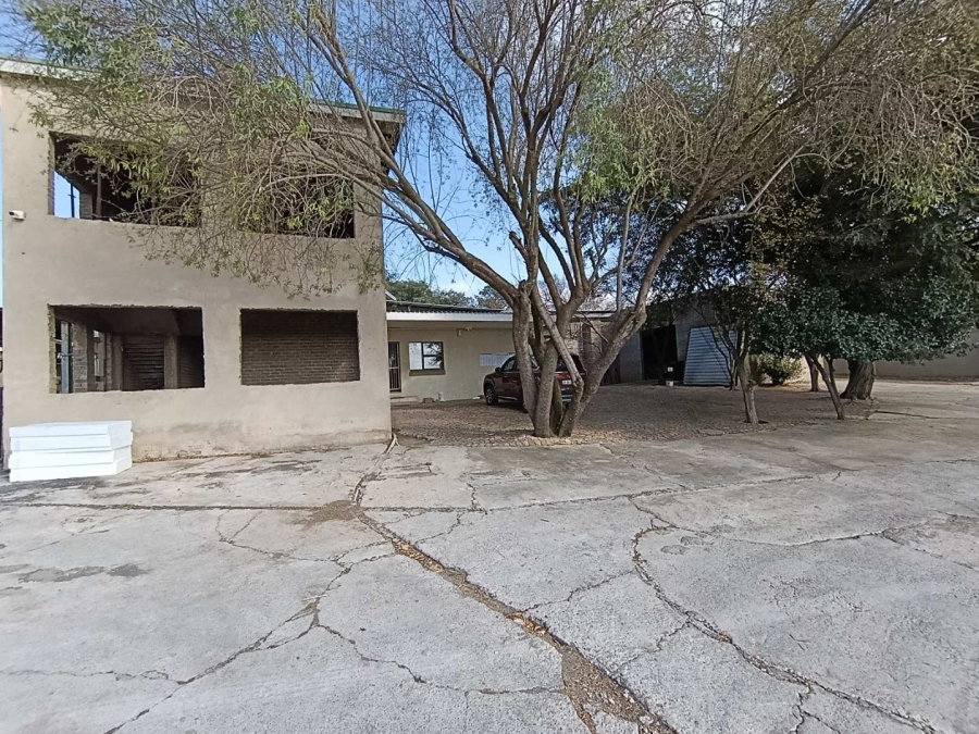 12 Bedroom Property for Sale in Bredell Gauteng