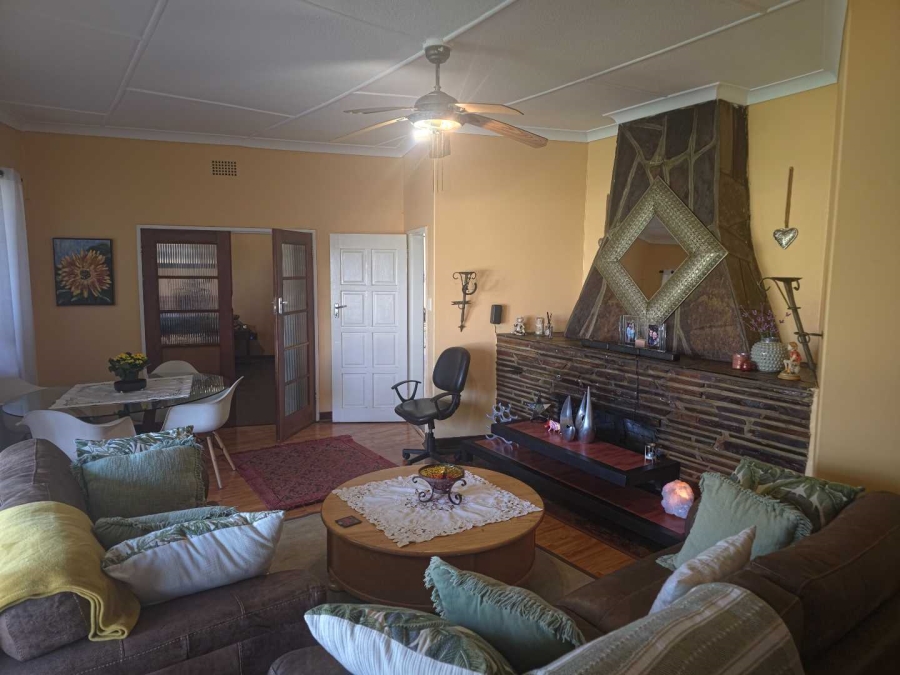 4 Bedroom Property for Sale in Florentia Gauteng