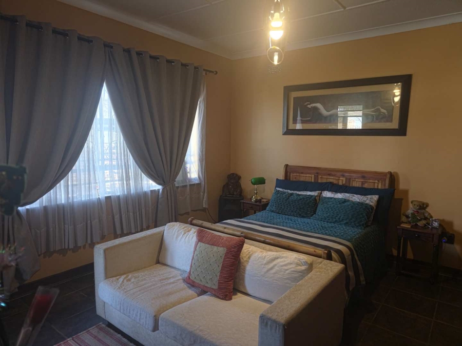 4 Bedroom Property for Sale in Florentia Gauteng