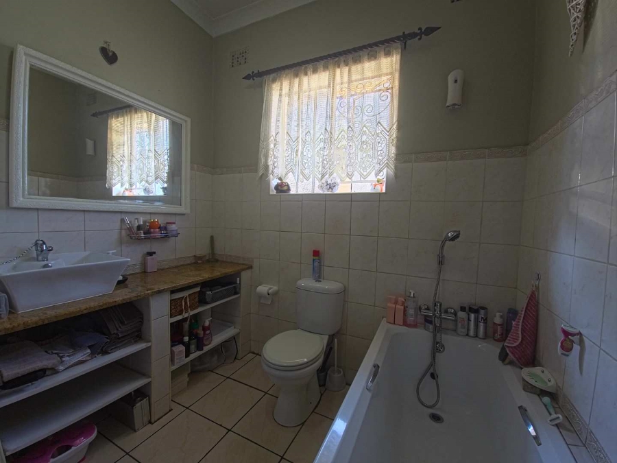 4 Bedroom Property for Sale in Florentia Gauteng