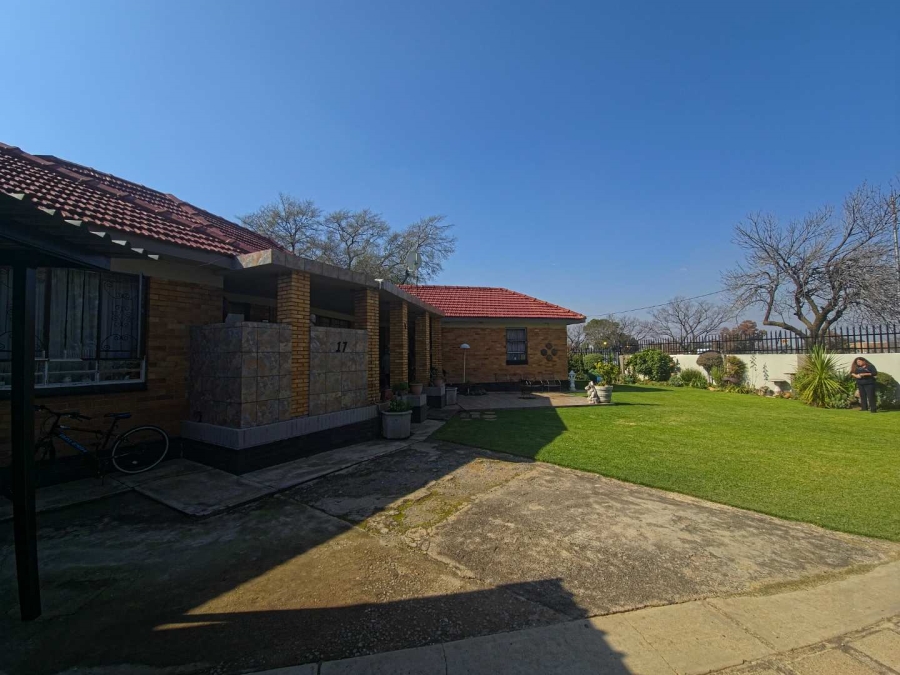 4 Bedroom Property for Sale in Florentia Gauteng