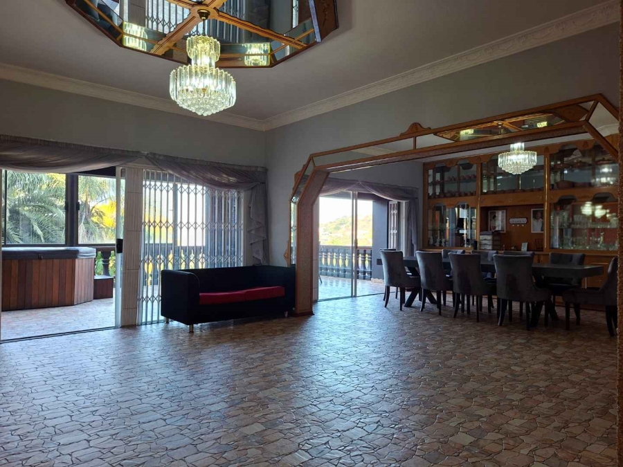 8 Bedroom Property for Sale in Bassonia Gauteng