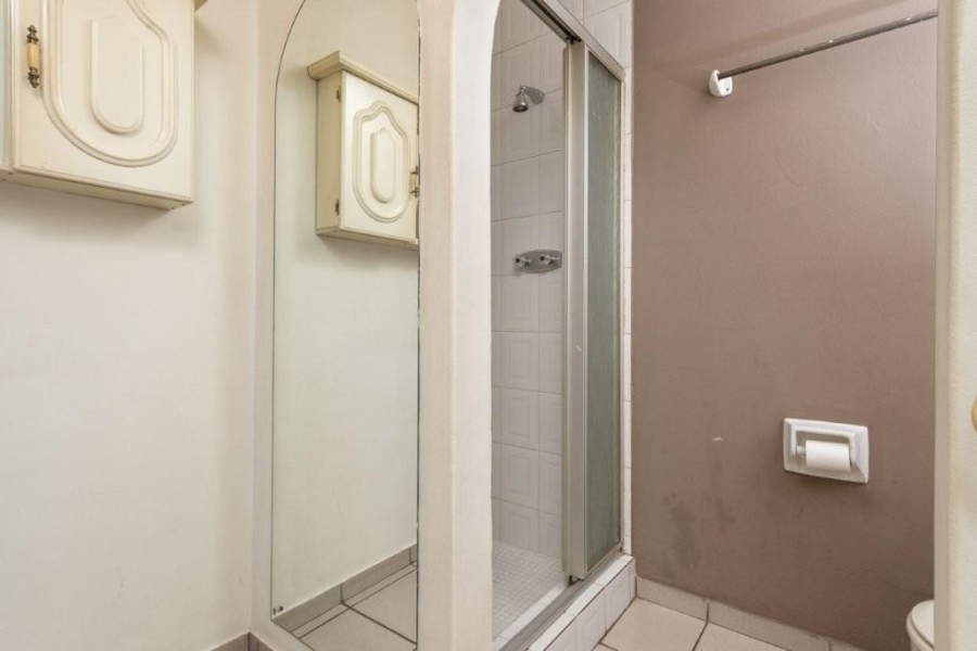 2 Bedroom Property for Sale in Linmeyer Gauteng